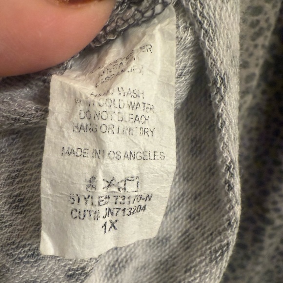 Chic Soul We Got The Party Babydoll Top in Charcoal Leopard - size 1X - Picture 6 of 6